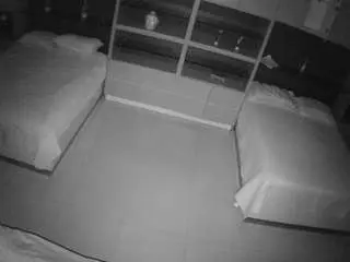 Camsoda Nude Webcam of voyeurcam-casa-salsa-versus-room