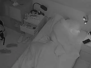 Camsoda Free Live Porn of voyeurcam-julmodels-bed-7