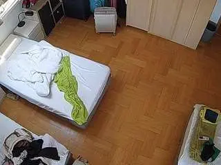 Camsoda Adult Webcam of voyeurcam-julmodels-bed-7
