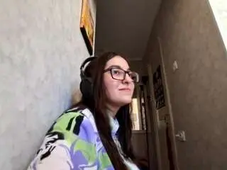 Camsoda Free Porn Cam of jolandahoneycott