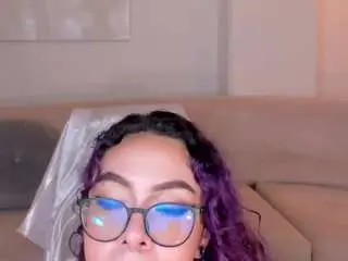 Camsoda Adult Webcams of loiseharper