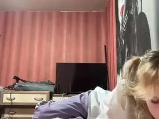 Camsoda Sex Chat of alysestrawn