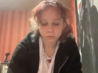 Camsoda Sex Chat of alysestrawn