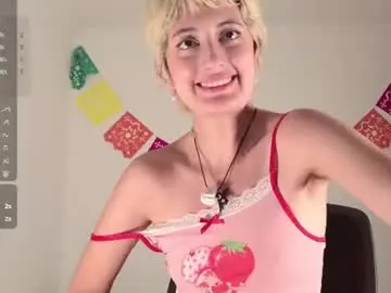 Chaturbate Nude Webcam of lola_creammy