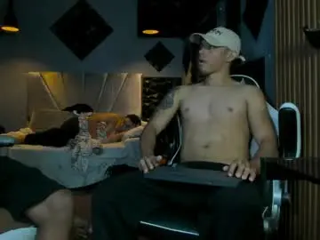 Chaturbate Free Porn Cam of mr_mois