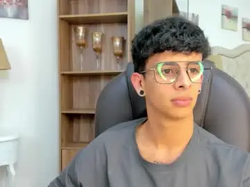 Chaturbate Sex Cam of andyxibrat