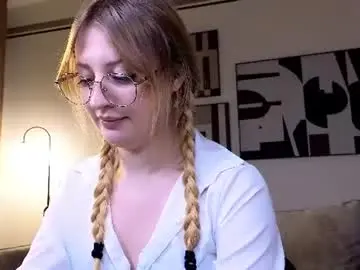 Chaturbate Adult Video Chat of mysmila
