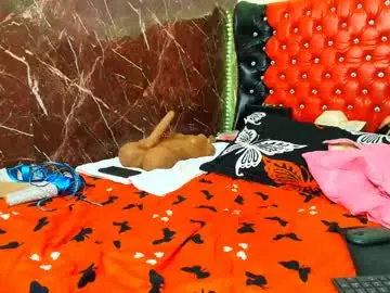 Chaturbate Watch Live Sex Cams of slutty_milf_bitch