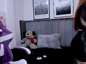Chaturbate Live Sex Cam of alaia_carter