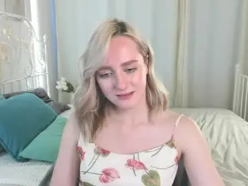 Chaturbate Live Sex Cam of chloedeccker
