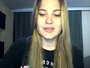 Chaturbate Live Sex of alise21x