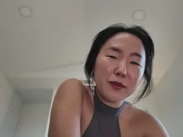 Chaturbate Watch Live Sex Cams of yourlovelykgirlfriend
