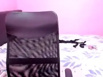 Chaturbate Live Porn of catalina_mommy_squirt