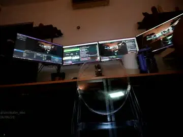 Chaturbate Nude Webcam of latinbaby_666