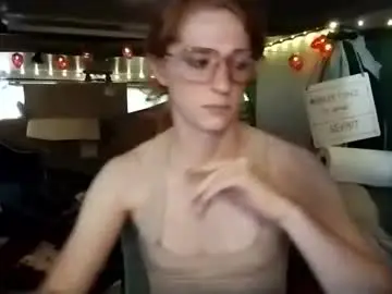 Chaturbate Live Sex Cam of lesleygumgrass