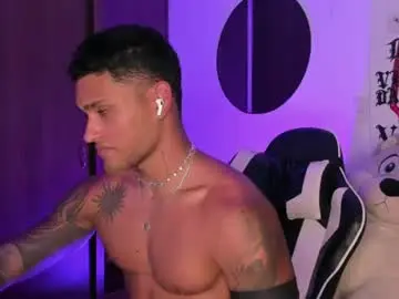 Chaturbate Best live sex cam show of alessandro_vanni