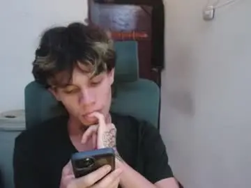Chaturbate Nude Webcam of andy_dan1