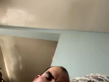 Chaturbate Live Sex of bxbomber2012
