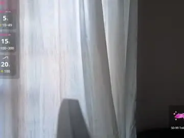 Chaturbate Live Sex Cam of ninaa_fox