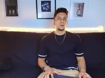 Chaturbate Free Live Porn of maykol_victoria