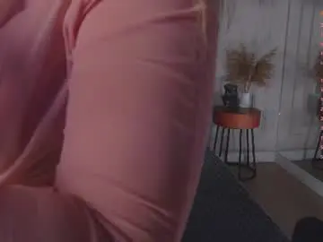 Chaturbate Best live sex cam show of lesliemines