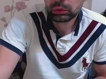 Chaturbate Live Sex Cam of gianni_lion