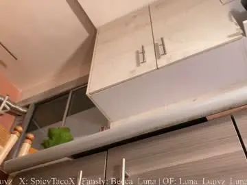 Chaturbate Best live sex cam show of luna_luuvz