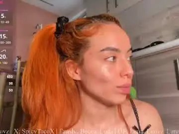 Chaturbate Nude Webcam of luna_luuvz