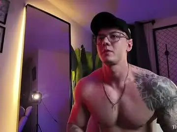 Chaturbate Sex Cam of thomas_falcon1
