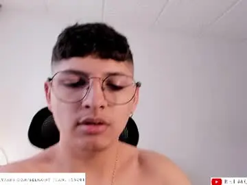 Chaturbate Live Porn of a_lejandro08