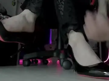 Chaturbate Live Sex of holy_mistresss