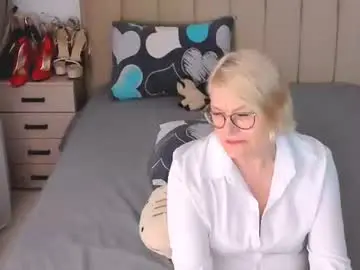 Chaturbate Live Sex Cam of sabrinamacmarren