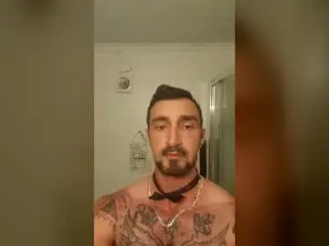 Chaturbate Live Sex of benhard90