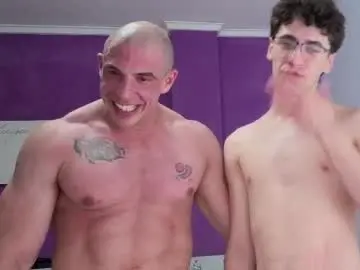 Chaturbate Live Sex of twinkanddaddy_69