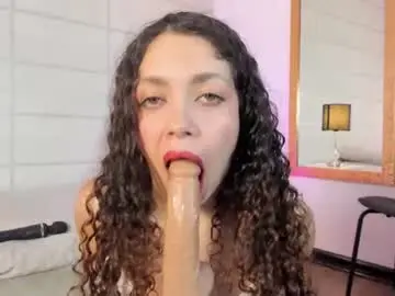 Chaturbate Sex Cam of ruby_diamonds_