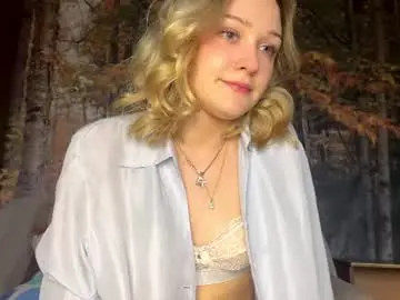 Chaturbate Sex Cam of lavadahazeltine