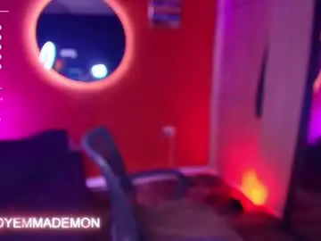 Chaturbate Live Porn of emma_demonn