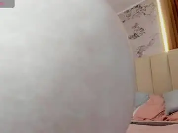 Chaturbate Live Sex Cam of hailey_ortega