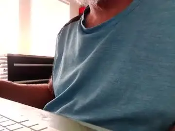 Chaturbate Watch Live Sex Cams of irishdudeloveoib