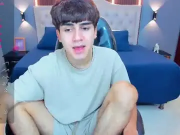 Chaturbate Live Porn of tommy18__