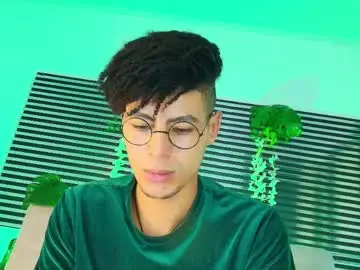 Chaturbate Adult Webcams of thiiagosaeenz