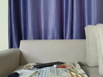 Chaturbate Live Sex Cam of booty_queen001