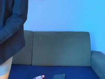 Chaturbate Live Sex Cam of dhegoast