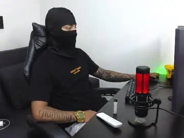 Chaturbate Live Sex Cam of cash_masterdrain