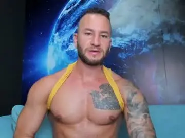Chaturbate Best live sex cam show of delessandro_world
