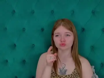Chaturbate Live Sex Cam of elinavale