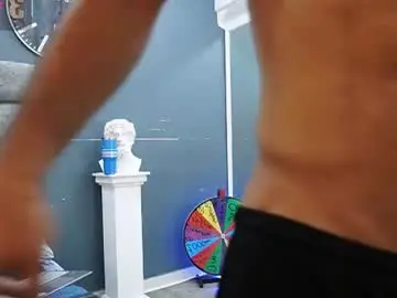 Chaturbate Best live sex cam show of emilio_brandon