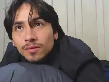 Chaturbate Private Sex Chat of latinshort