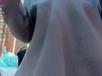 Chaturbate Live Sex Cam of lunamillers_