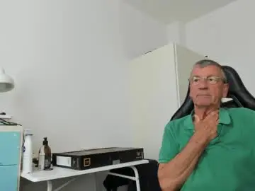 Chaturbate Live Sex Cam of 200gentleman